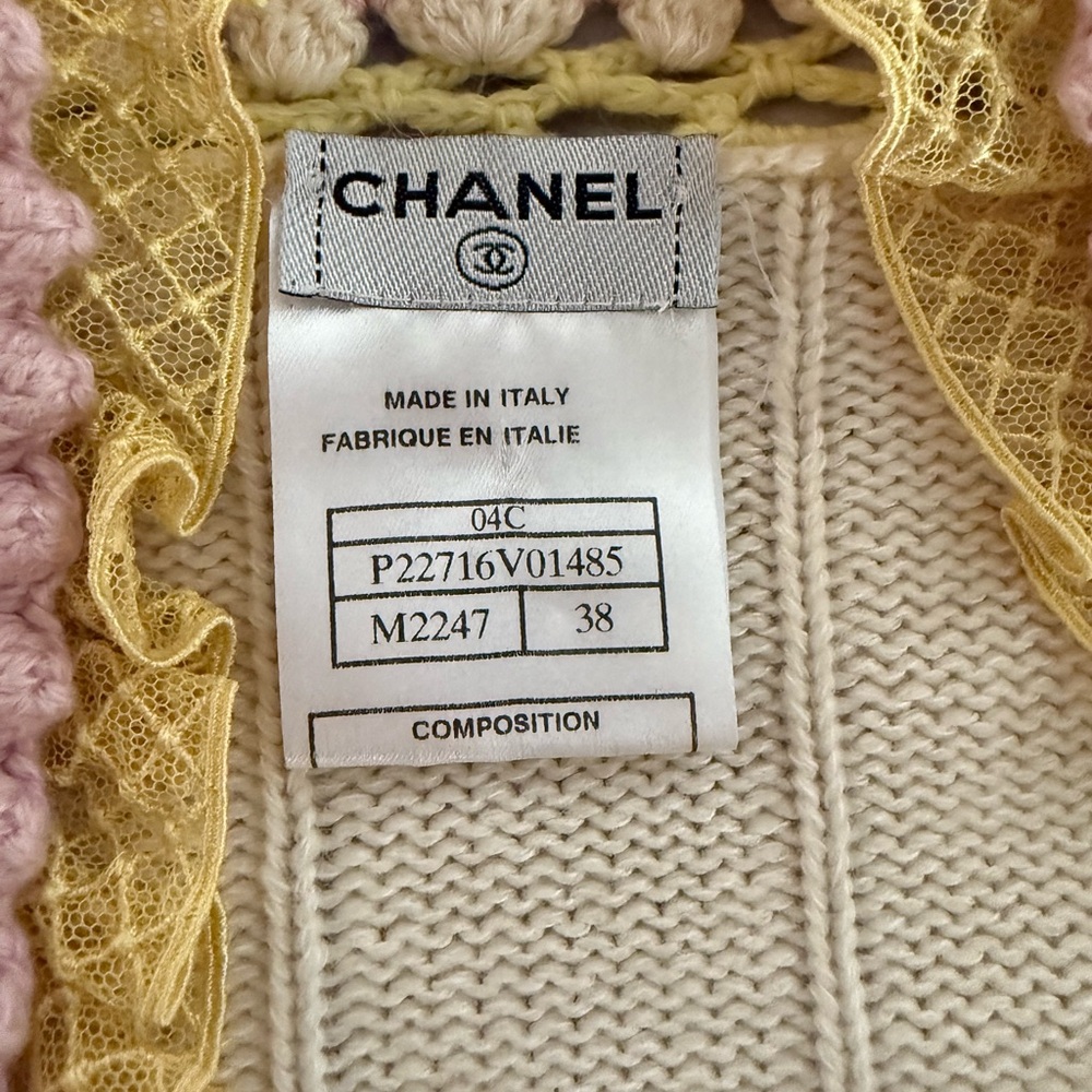 Authentic CHANEL Cream Cashmere Cardigan Sweater Size 38 - Picture 6 of 16
